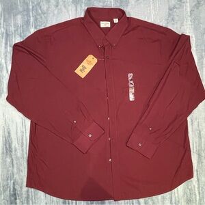 NWT Docker’s Men’s Button-down Long-sleeve Shirt